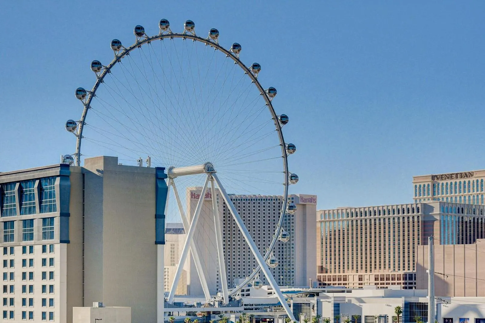 Modern Oasis Steps Away From The Las Vegas Strip Stati Uniti