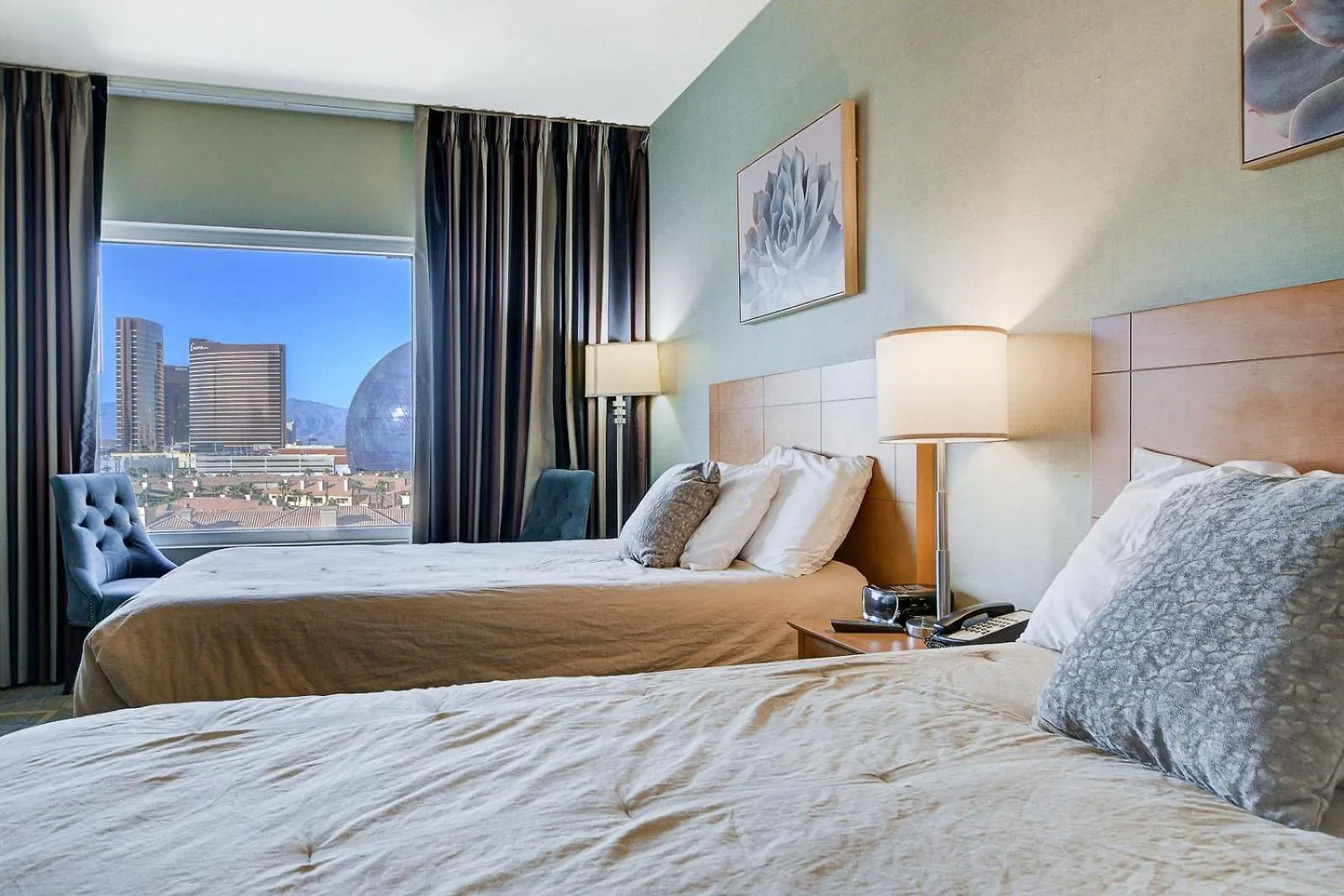 Aparthotel Modern Oasis Steps Away From The Las Vegas Strip